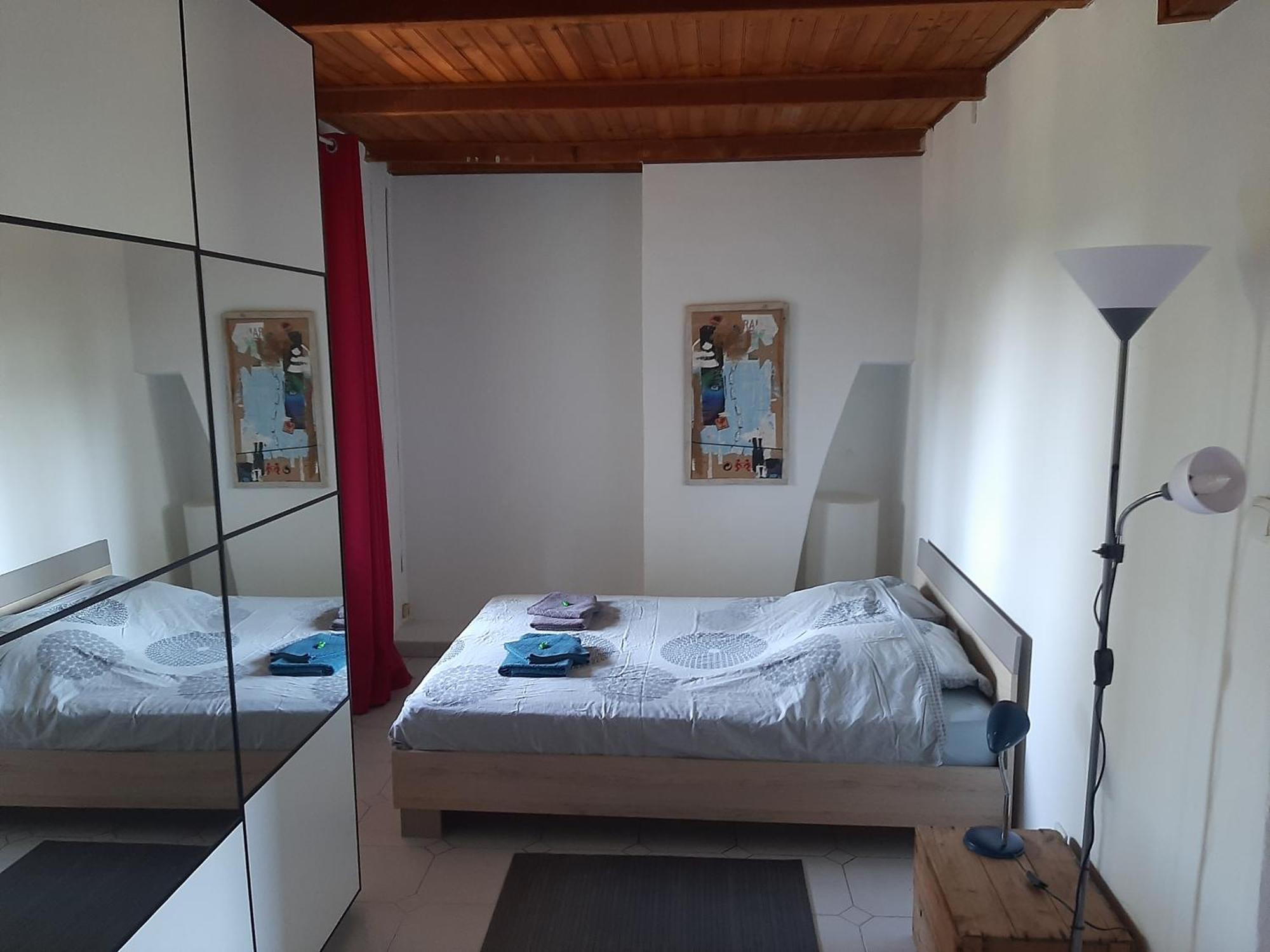 Appartement Avec Grand Jardin Et Parking, Uzes Luaran gambar